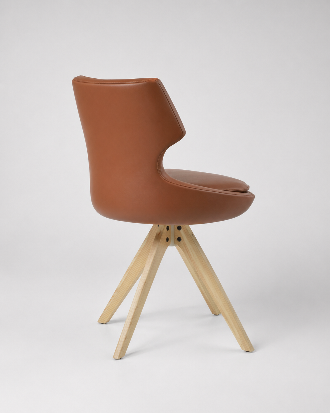 Patara Pyramid Swivel Chair
