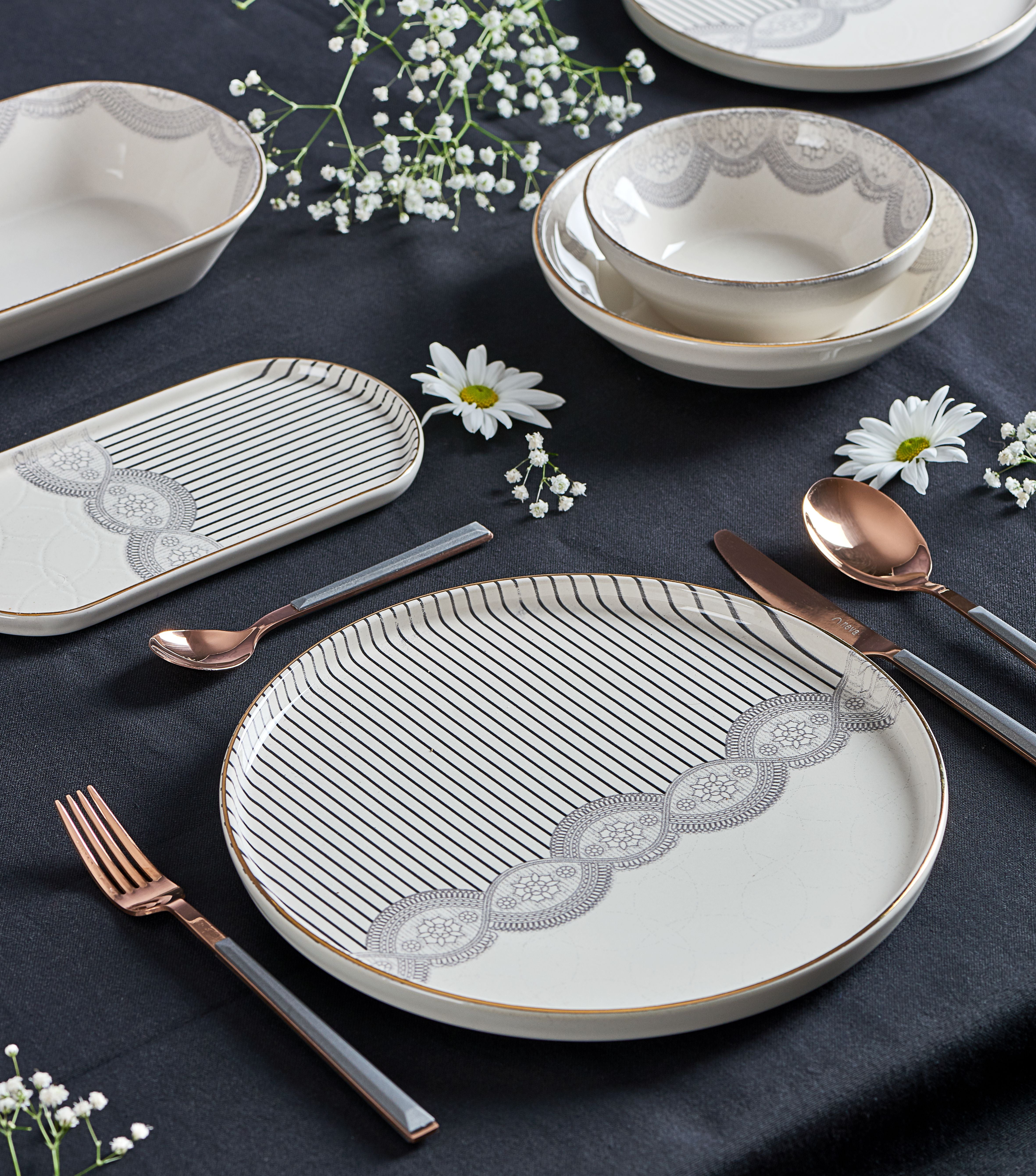 Stripes 27 Pcs Dinner Set