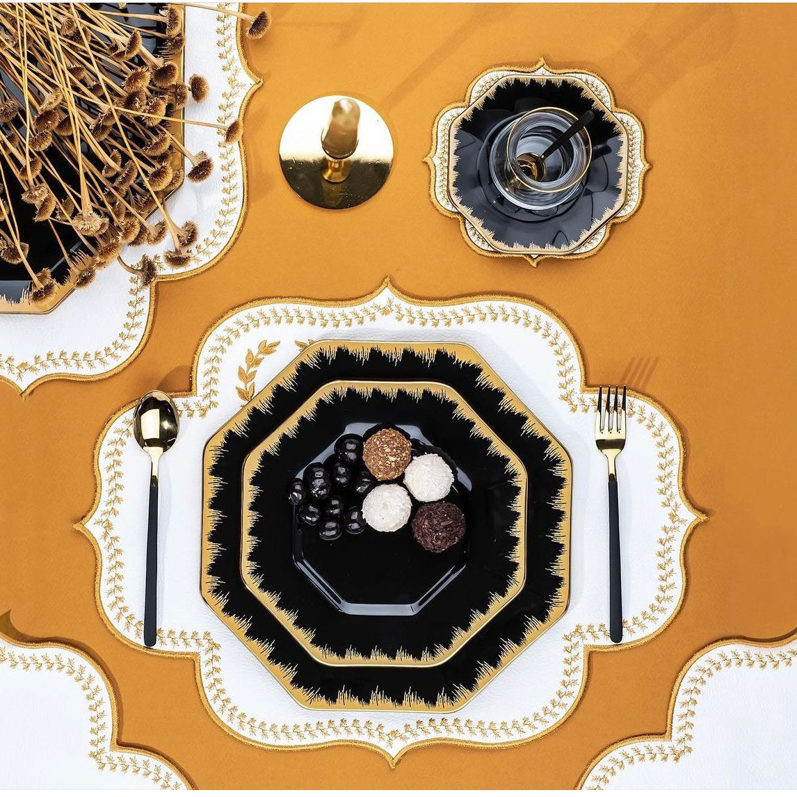 Bitter Octagonal Cake Plate Set