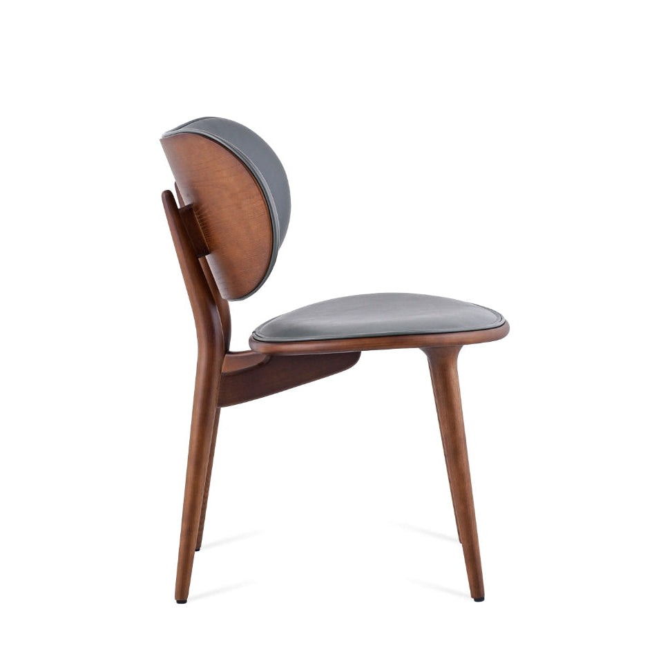 Elevate every meal with a chair that blends bold design and lasting durability—crafted for those redefining their dining space.