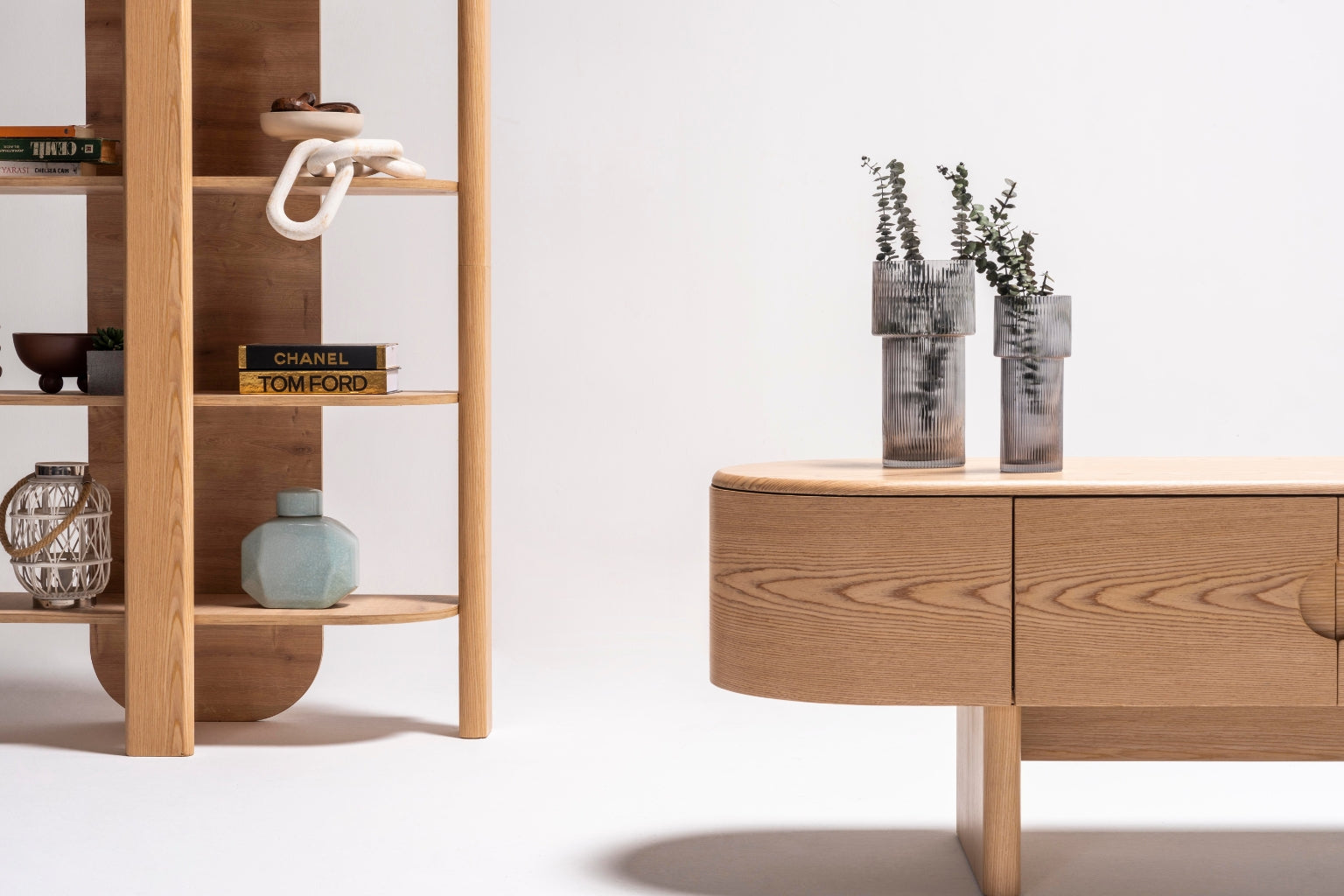 Side view of the Alva Console showcasing its sleek lines and sturdy construction.