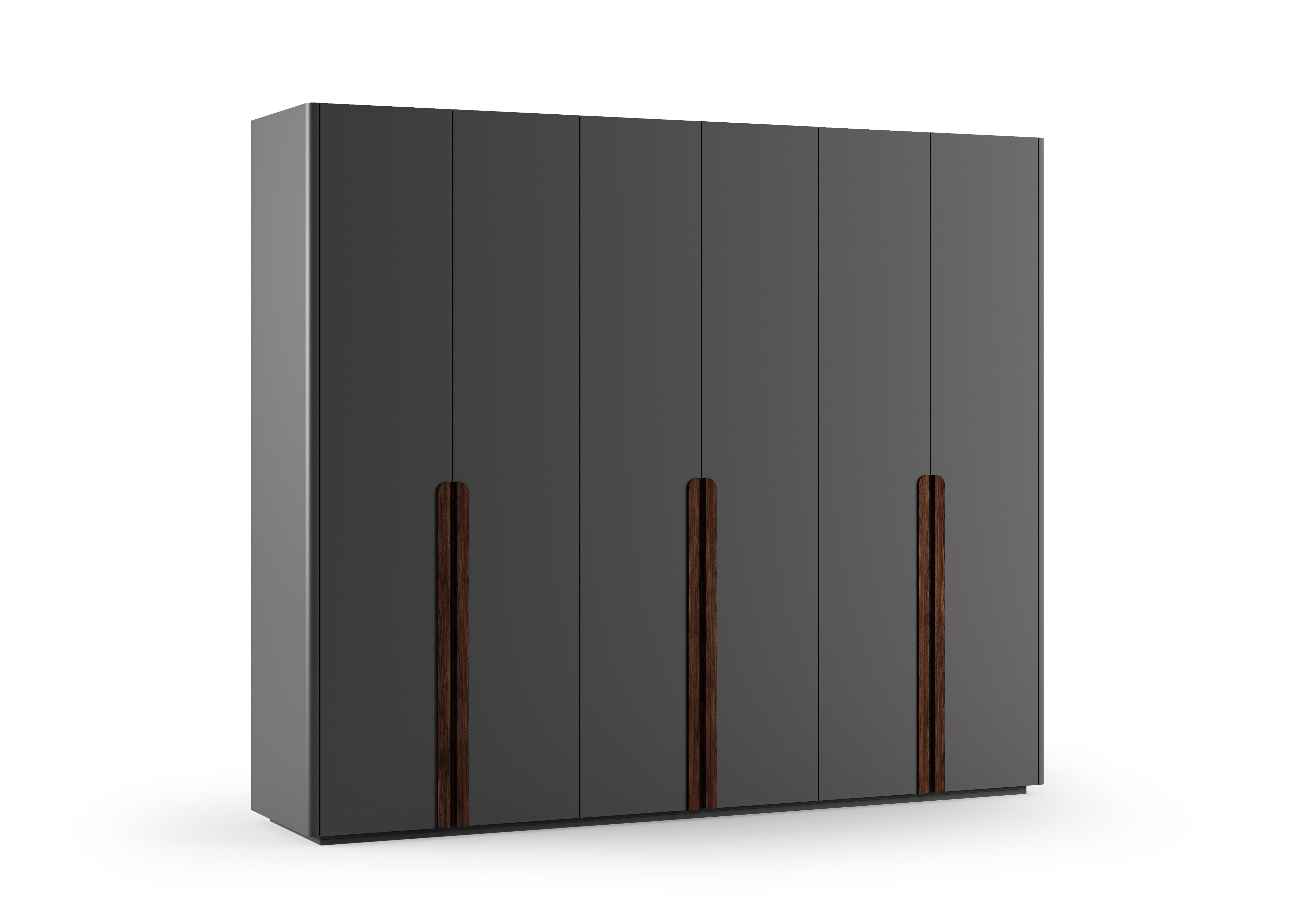 Nova Wardrobe