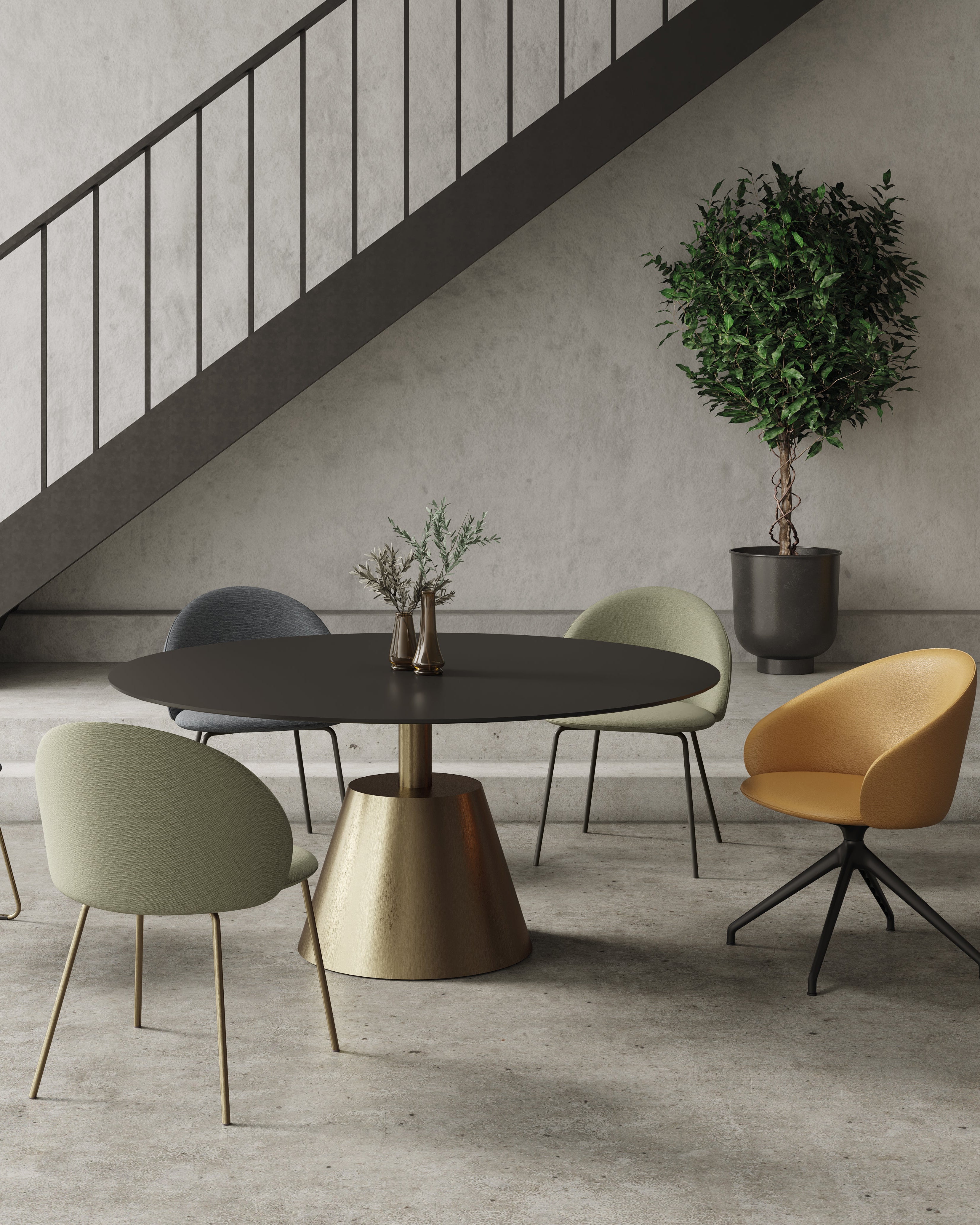 Roll 220- Round Outdoor Table