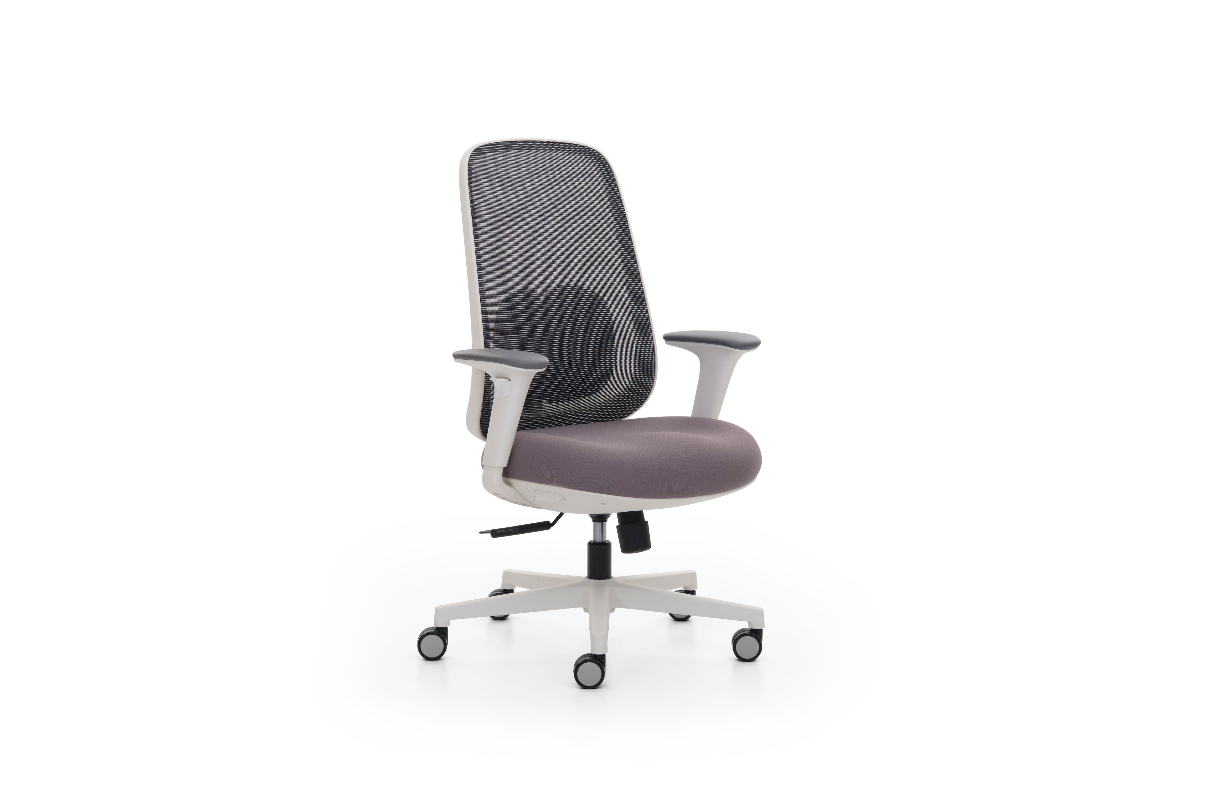 To-Work Executive Chair ergonomic posture demonstration angle