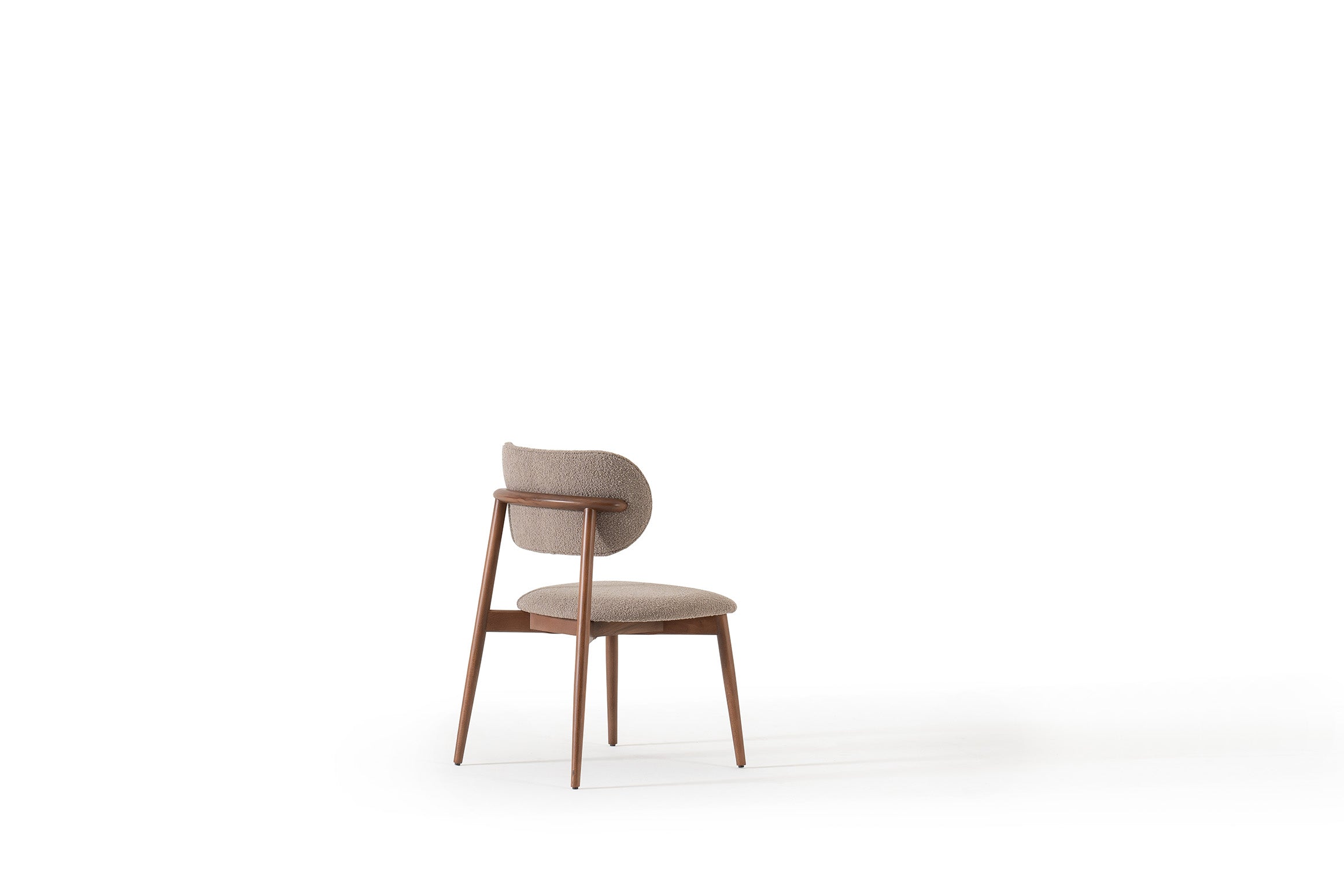 Vokka Dining Chair – Stylish Minimalist Design
