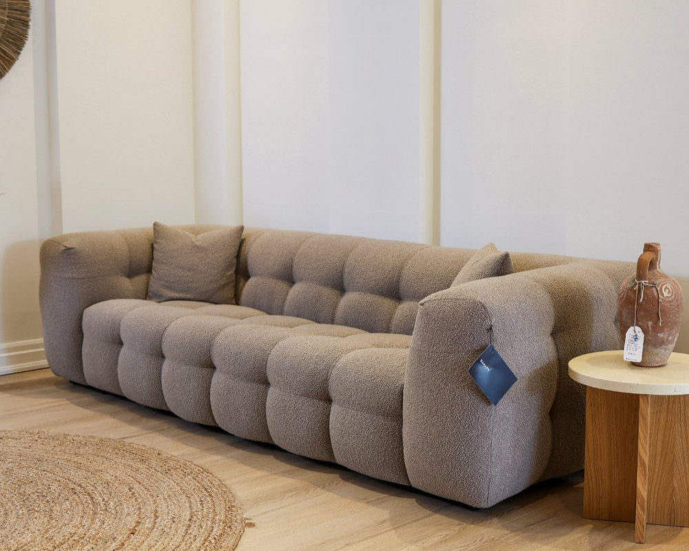 Contemporary sofa for big spaces